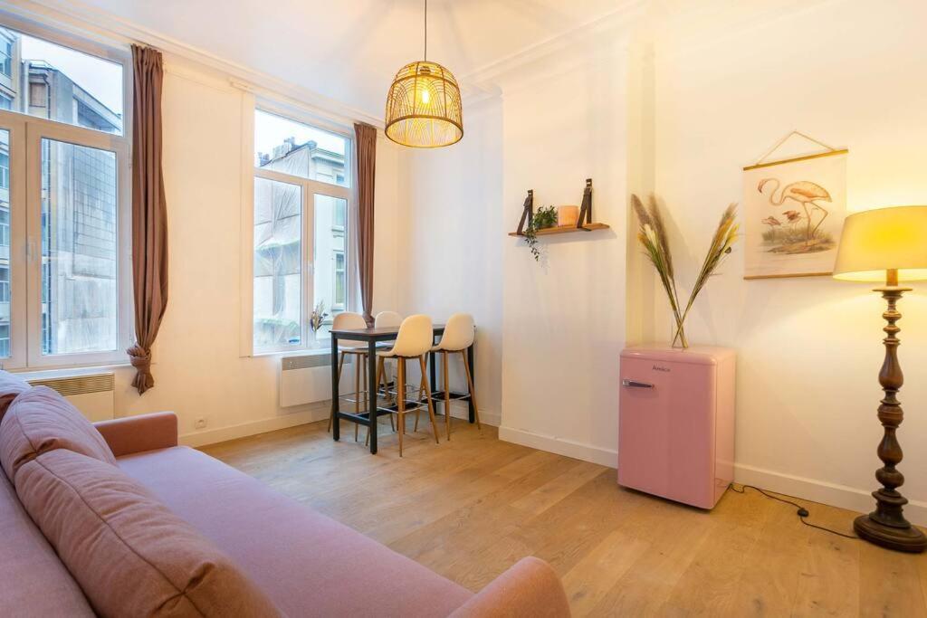 Pink Fairytale-Like Apartment Antwerpen Eksteriør bilde