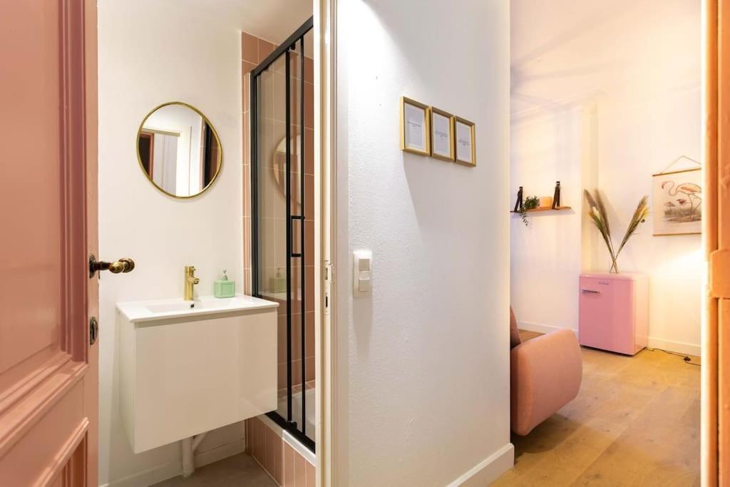 Pink Fairytale-Like Apartment Antwerpen Eksteriør bilde